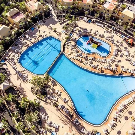 Papagayo 21-22, Big Pool And Free Wifi