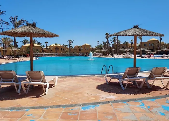 Papagayo 21-22, Big Pool And Free Wifi Corralejo