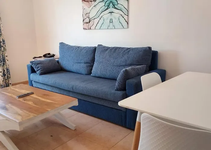 Papagayo 21-22, Big Pool And Free Wifi Corralejo